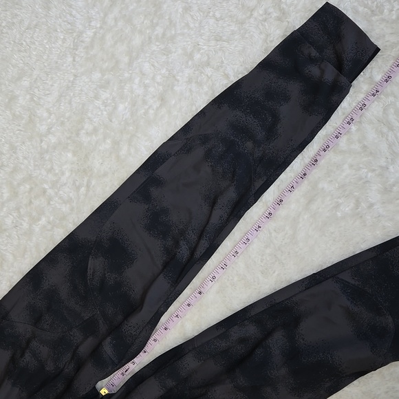 Under Armour Black/Grey Jogger Athletic Pants, Womens Small - Picture 8 of 9